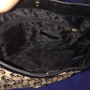 Michael Kors purse